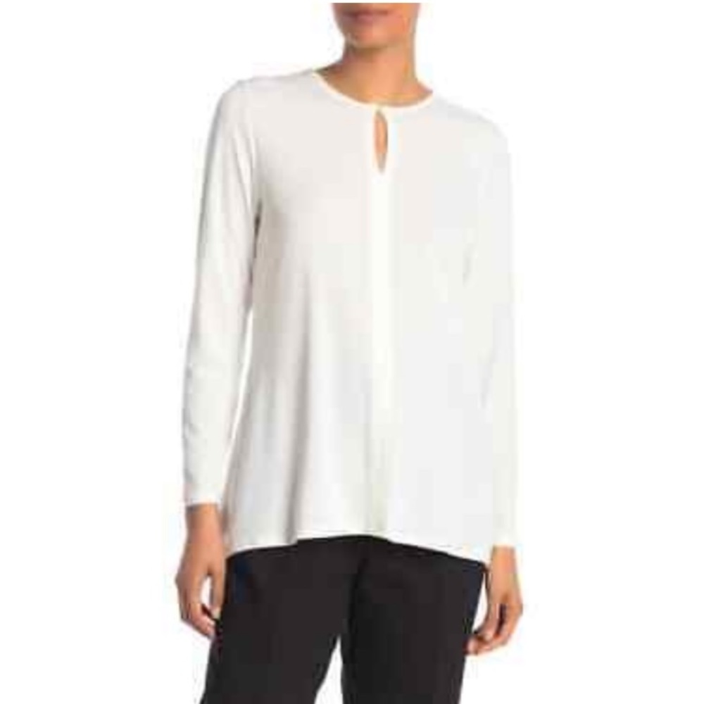 NWT T Tahari Keyhole Split Back Blouse Size M 💖